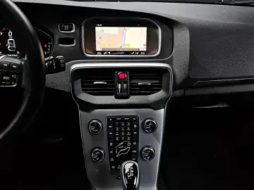 2018 Volvo V40 с пробегом 187 028 км