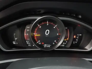 2018 Volvo V40 с пробегом 221 349 км