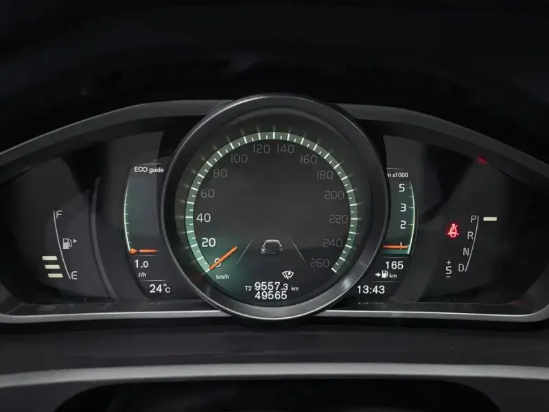2019 Volvo V40 с пробегом 49 565 км