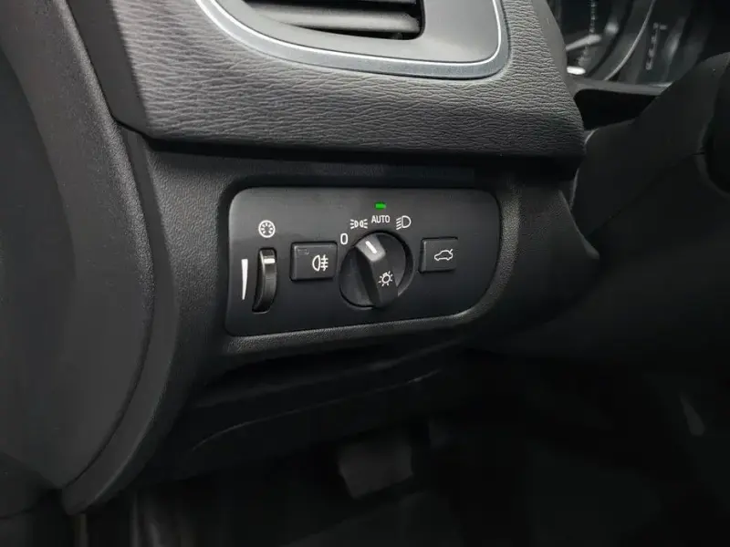 2019 Volvo V40 с пробегом 49 565 км