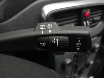2019 Volvo V40 с пробегом 49 565 км
