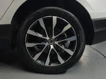 2019 Volvo V40 с пробегом 49 565 км
