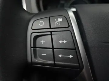 2019 Volvo V40 с пробегом 49 565 км