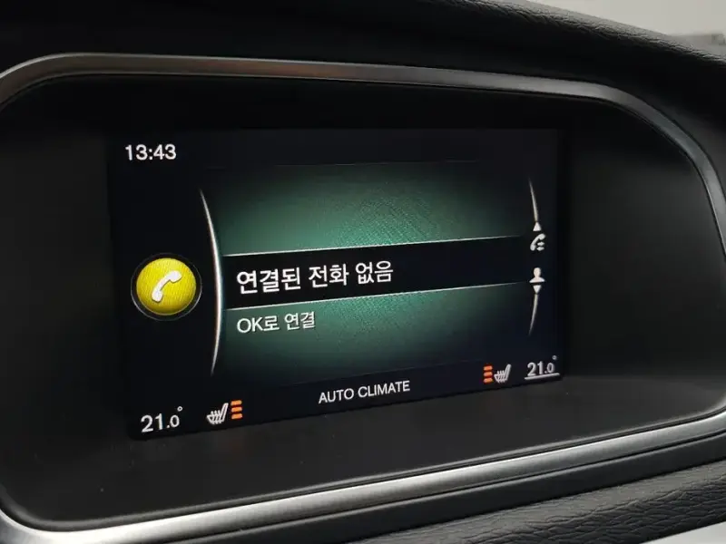 2019 Volvo V40 с пробегом 49 565 км