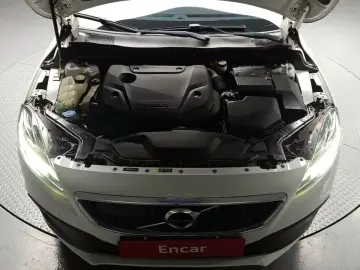 2019 Volvo V40 с пробегом 58 342 км