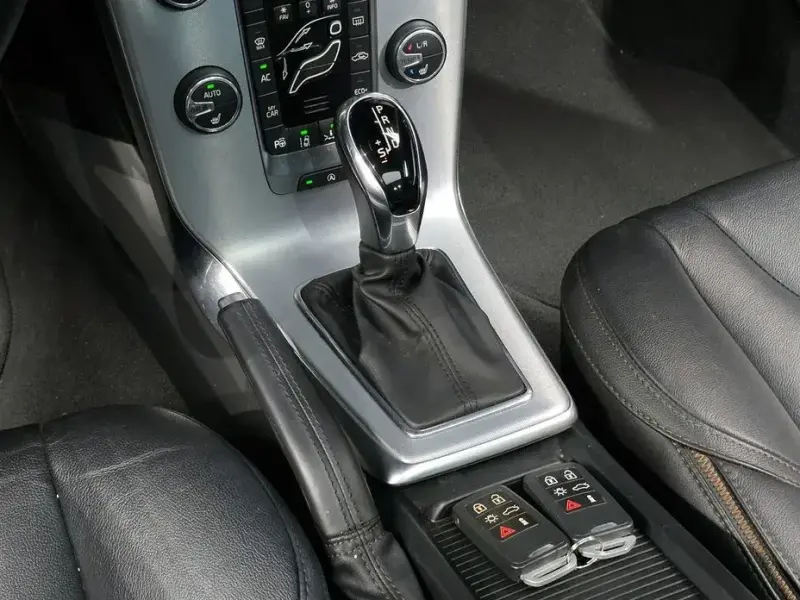 2019 Volvo V40 с пробегом 58 342 км