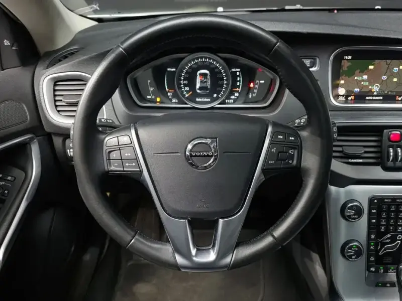 2019 Volvo V40 с пробегом 58 342 км