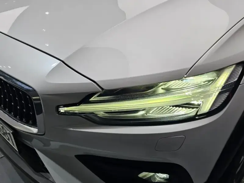 2021 Volvo V60 Cross Country с пробегом 47 649 км