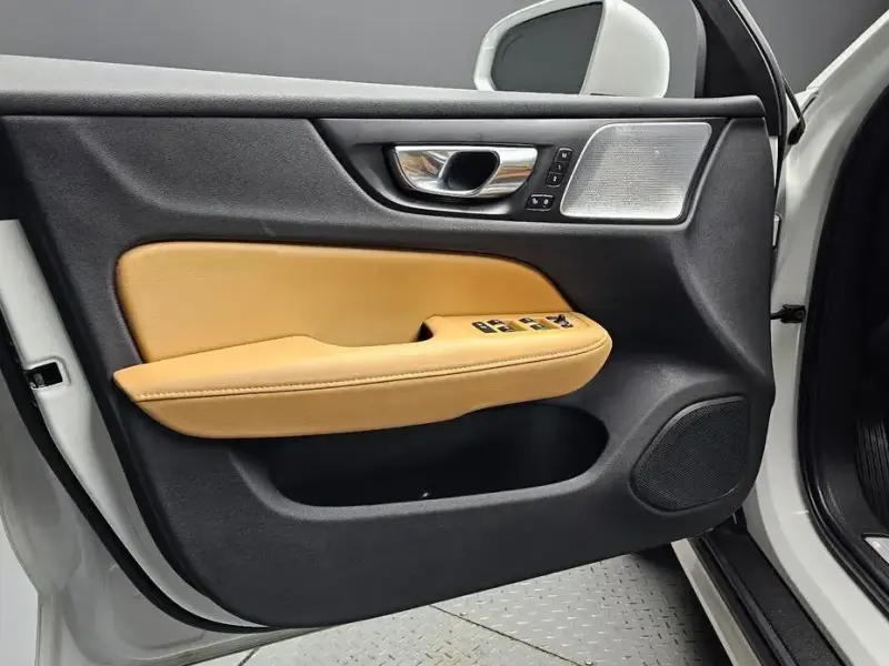 2021 Volvo V60 Cross Country с пробегом 47 649 км