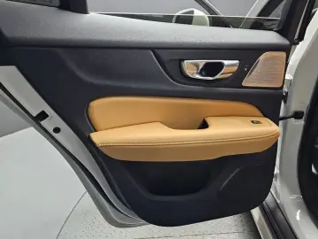 2021 Volvo V60 Cross Country с пробегом 47 649 км
