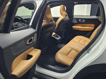 2021 Volvo V60 Cross Country с пробегом 47 649 км