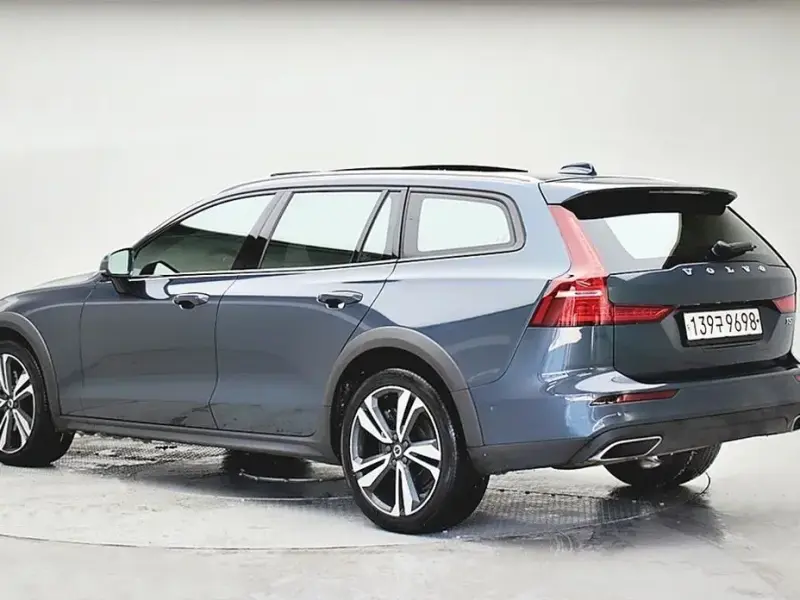 2020 Volvo V60 Cross Country с пробегом 96 400 км