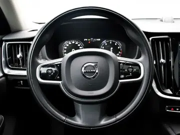 2020 Volvo V60 Cross Country с пробегом 96 400 км