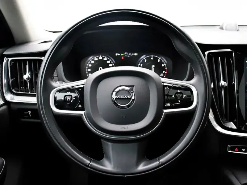2020 Volvo V60 Cross Country с пробегом 96 400 км