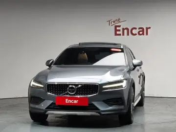 2020 Volvo V60 Cross Country с пробегом 105 362 км