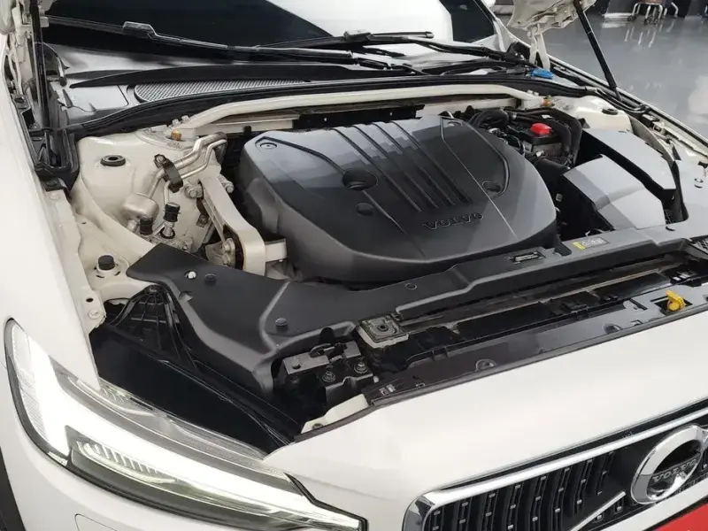 2020 Volvo V60 Cross Country с пробегом 158 521 км