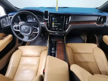 2020 Volvo V60 Cross Country с пробегом 158 521 км