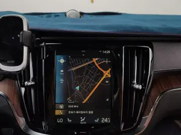 2020 Volvo V60 Cross Country с пробегом 158 521 км