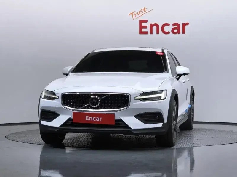 2019 Volvo V60 Cross Country с пробегом 189 630 км