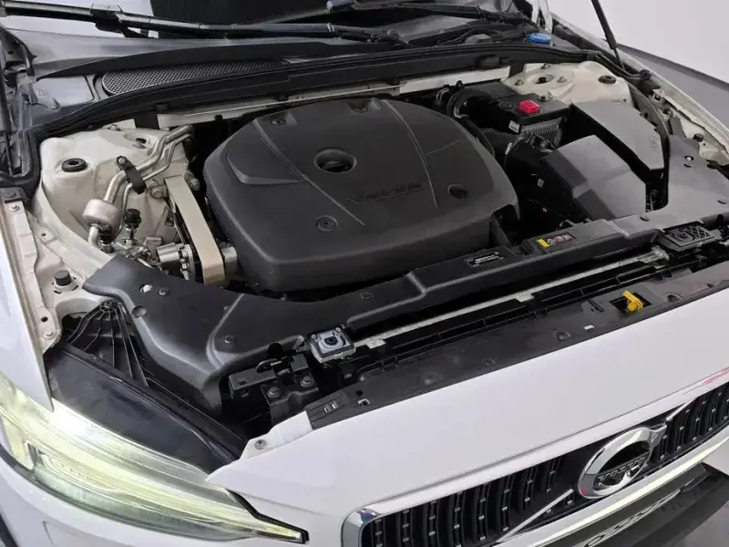 2019 Volvo V60 Cross Country с пробегом 189 630 км