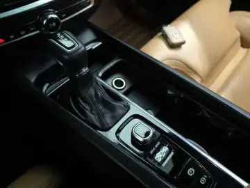 2019 Volvo V60 Cross Country с пробегом 189 630 км