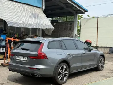2019 Volvo V60 Cross Country с пробегом 45 049 км