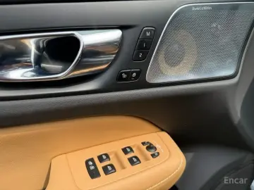 2019 Volvo V60 Cross Country с пробегом 45 049 км