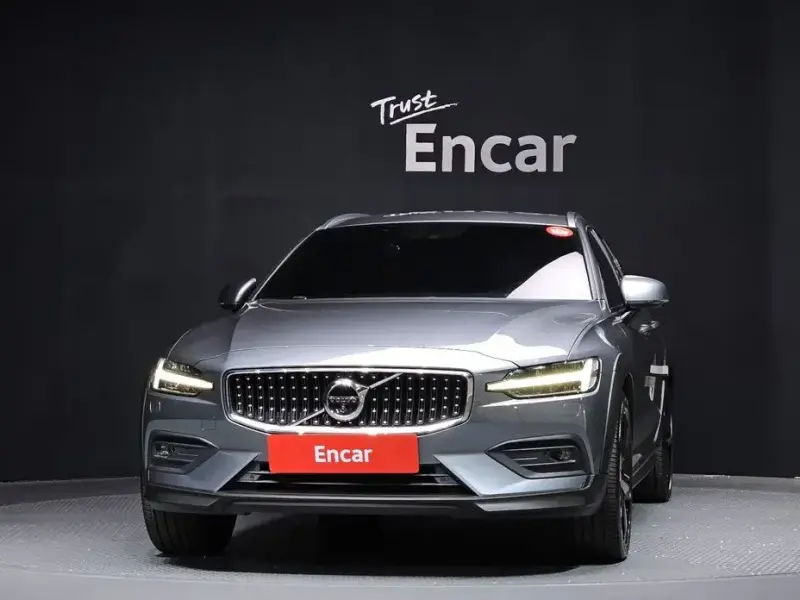 2020 Volvo V60 Cross Country с пробегом 97 566 км
