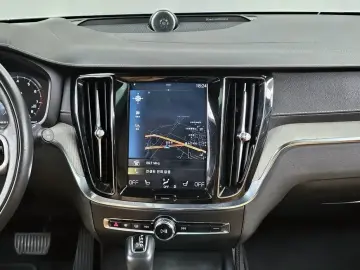 2020 Volvo V60 Cross Country с пробегом 97 566 км