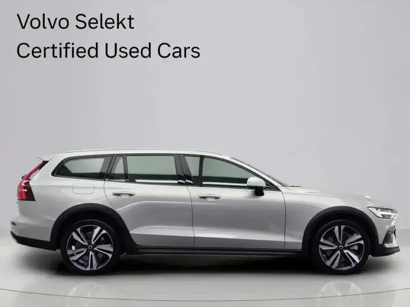 2021 Volvo V60 Cross Country с пробегом 47 855 км