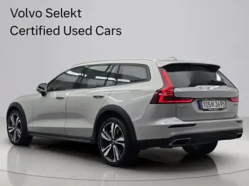 2021 Volvo V60 Cross Country с пробегом 47 855 км