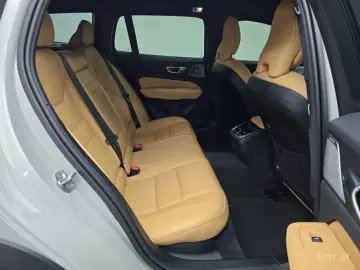 2021 Volvo V60 Cross Country с пробегом 47 855 км