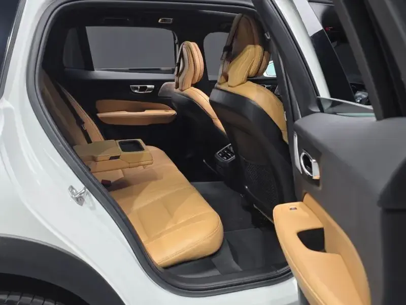 2019 Volvo V60 Cross Country с пробегом 108 043 км