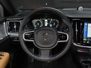 2019 Volvo V60 Cross Country с пробегом 108 043 км