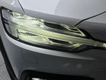 2019 Volvo V60 Cross Country с пробегом 108 043 км