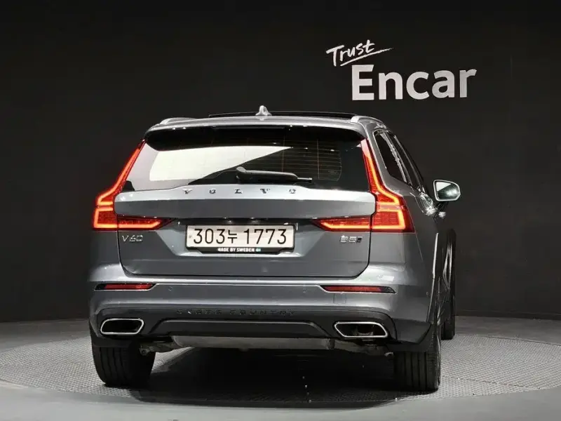 2021 Volvo V60 Cross Country с пробегом 86 128 км