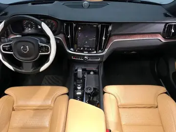 2020 Volvo V60 Cross Country с пробегом 52 047 км