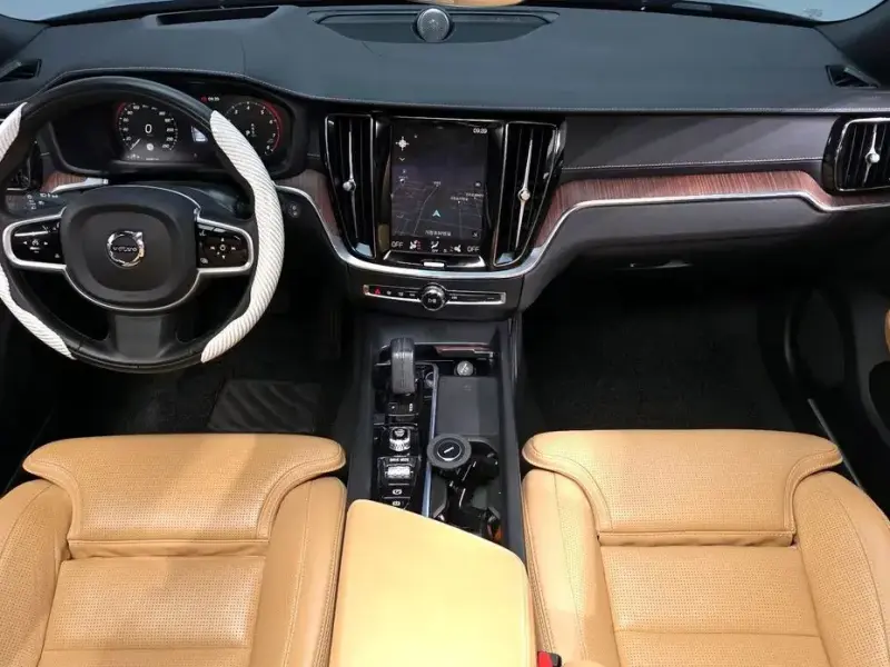 2020 Volvo V60 Cross Country с пробегом 52 047 км