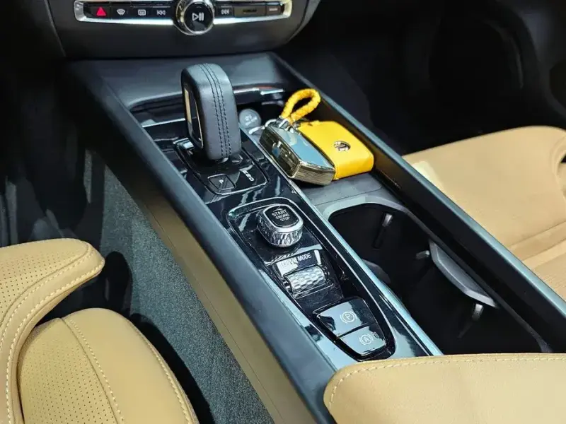 2021 Volvo V60 Cross Country с пробегом 86 128 км