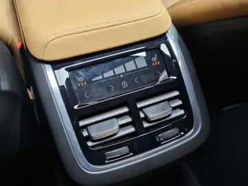 2021 Volvo V60 Cross Country с пробегом 86 128 км