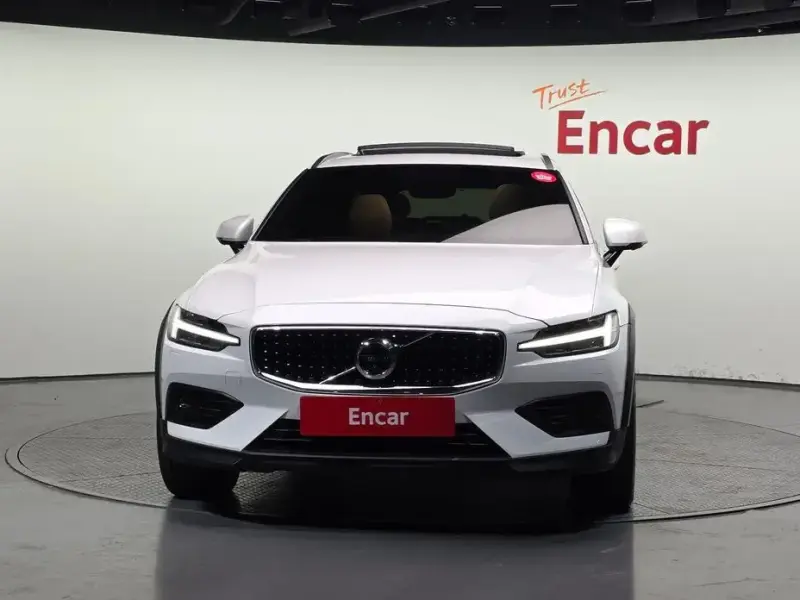2020 Volvo V60 Cross Country с пробегом 46 498 км