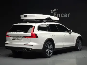 2020 Volvo V60 Cross Country с пробегом 93 408 км