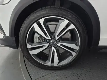 2020 Volvo V60 Cross Country с пробегом 46 498 км