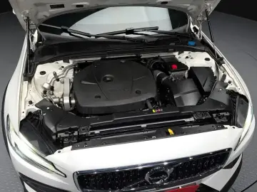 2020 Volvo V60 Cross Country с пробегом 93 408 км