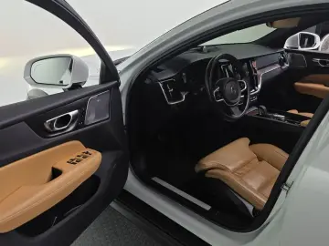 2020 Volvo V60 Cross Country с пробегом 46 498 км