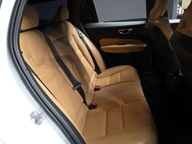 2020 Volvo V60 Cross Country с пробегом 93 408 км