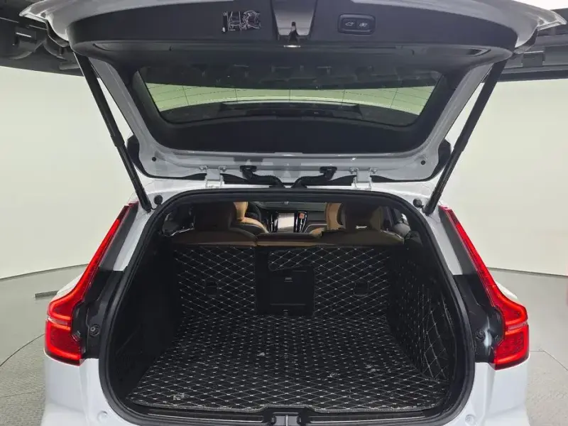 2020 Volvo V60 Cross Country с пробегом 46 498 км
