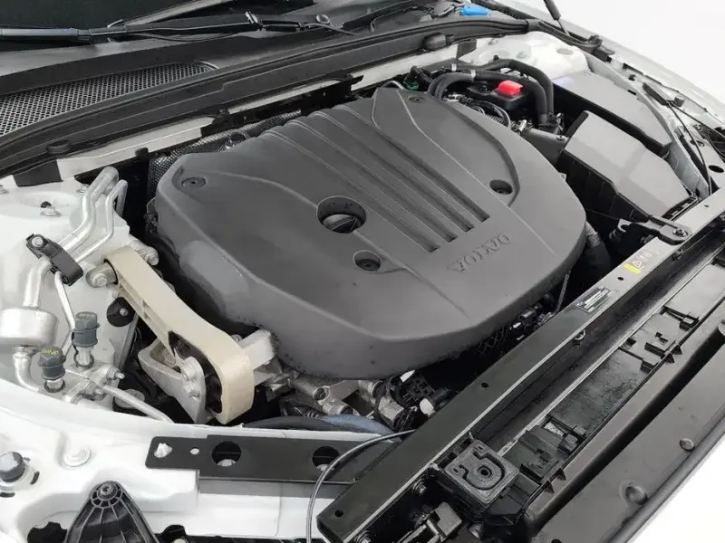 2025 Volvo V60 Cross Country с пробегом 26 917 км