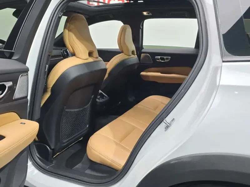 2021 Volvo V60 Cross Country с пробегом 44 787 км