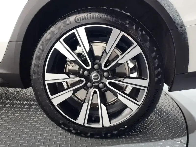 2025 Volvo V60 Cross Country с пробегом 26 917 км